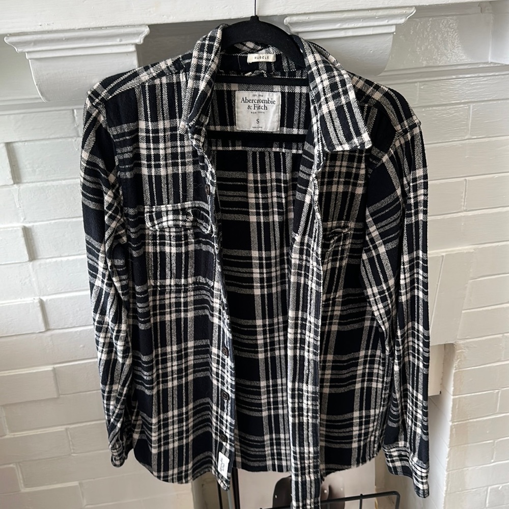 Black and Whiter Abercrombie & Fitch Flannel